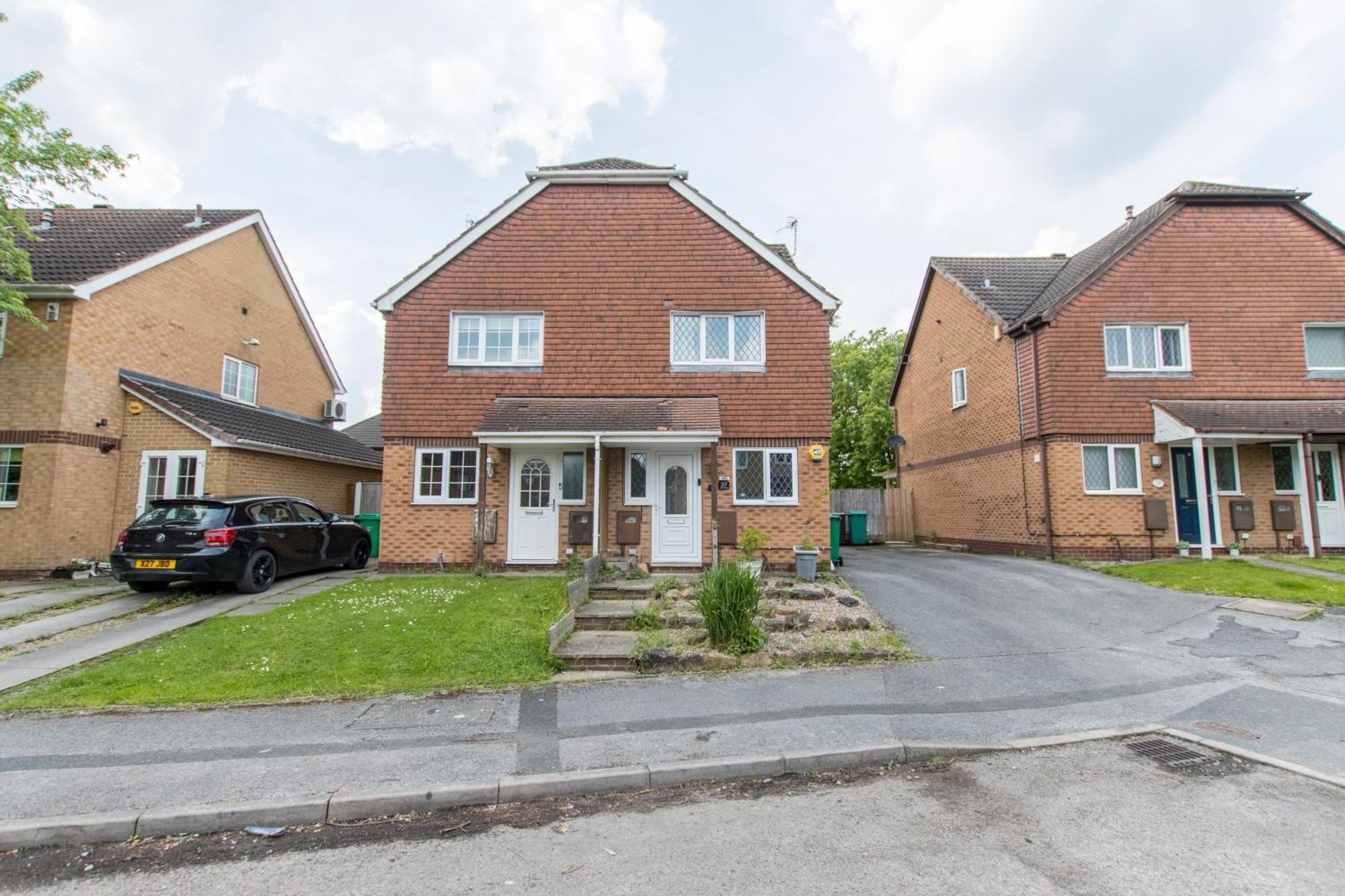 Luxurious 2-Bedroom Haven In Vibrant Robinhood: Ideal For Business Or Leisure Stay Nottingham Kültér fotó